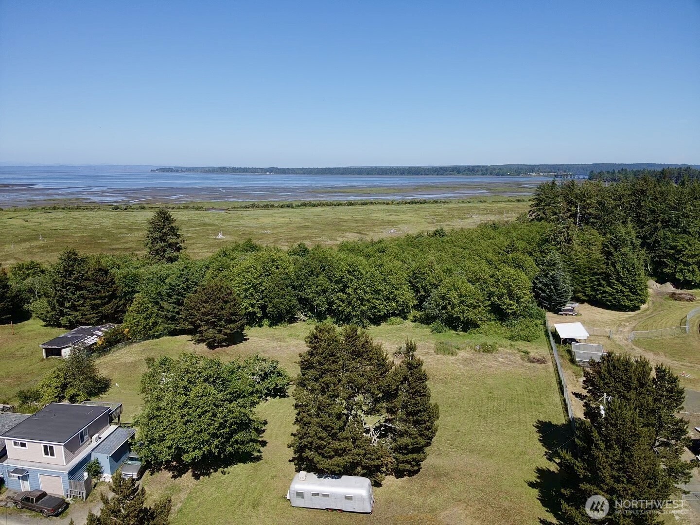 114 E Bayview Lane