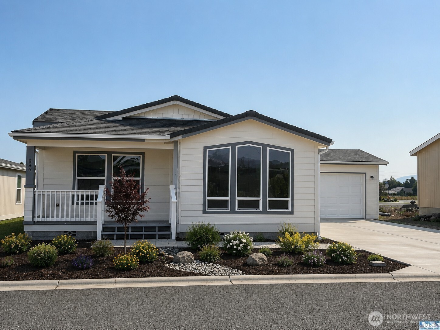 886 N Rock Rose Avenue