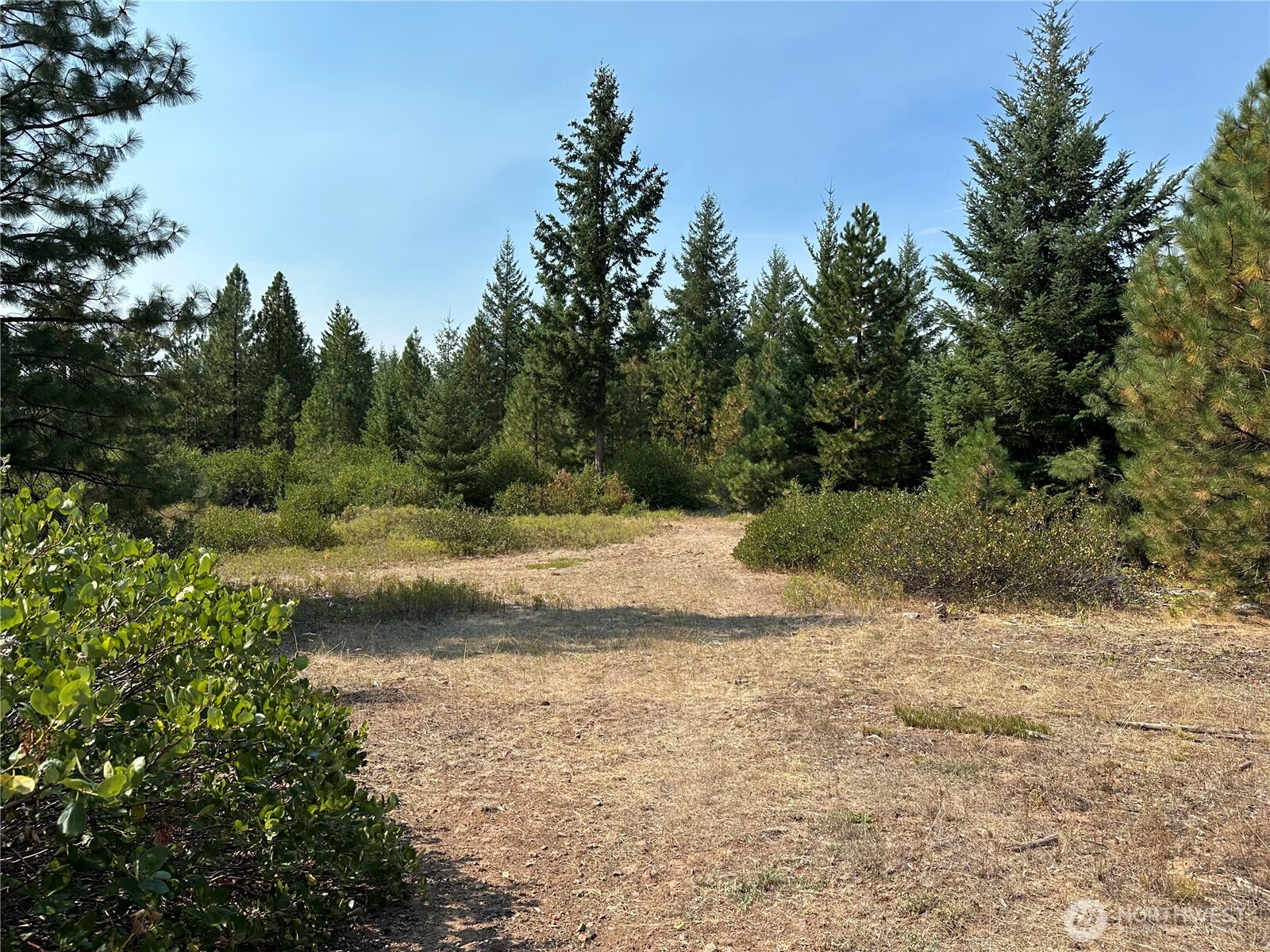2 Cedar Monument Road