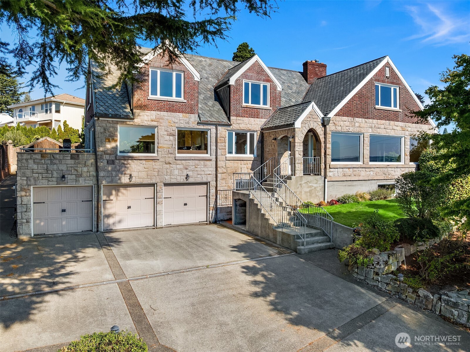 4801 Hyada Boulevard NE