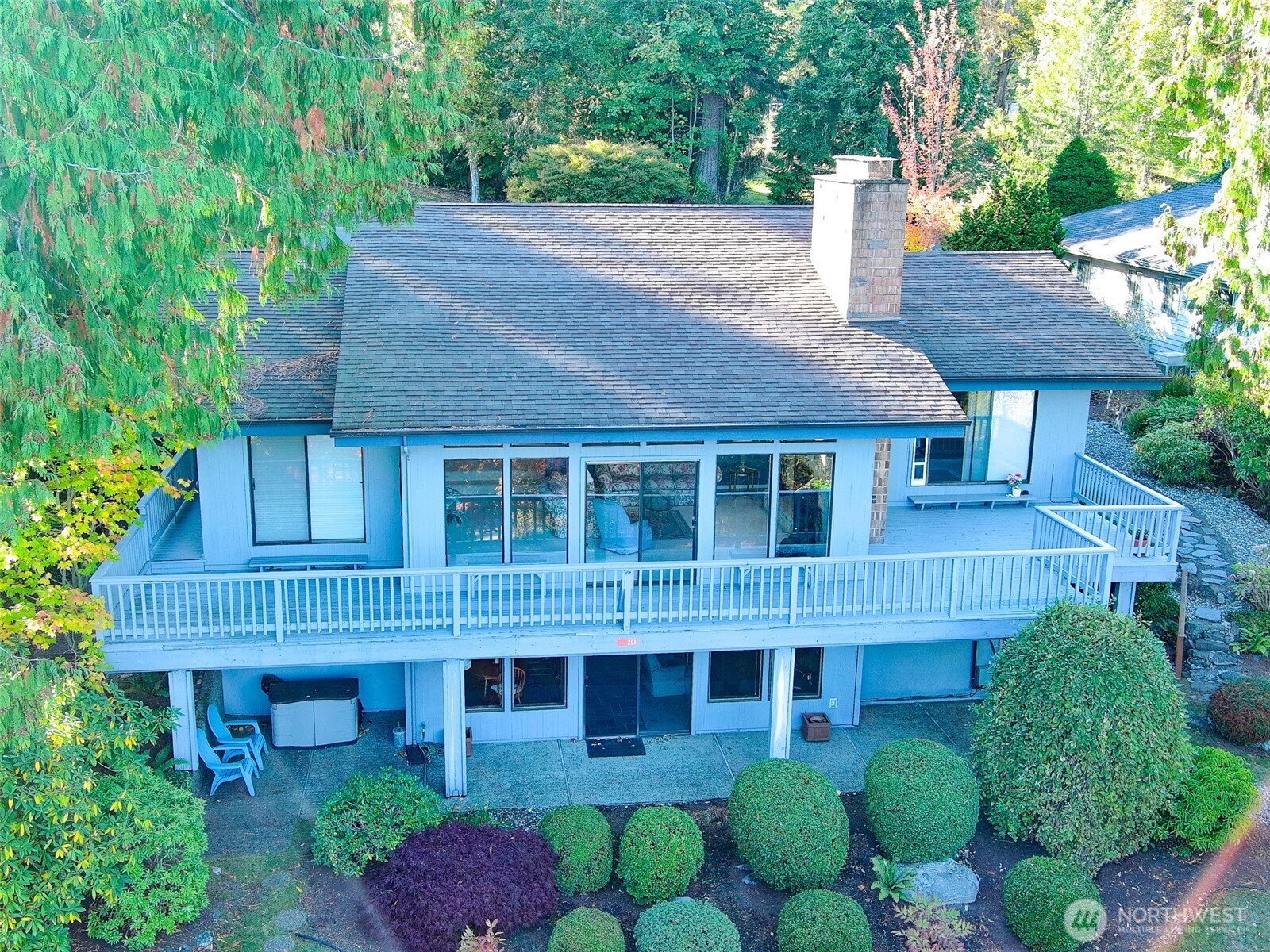 291 Pioneer Drive