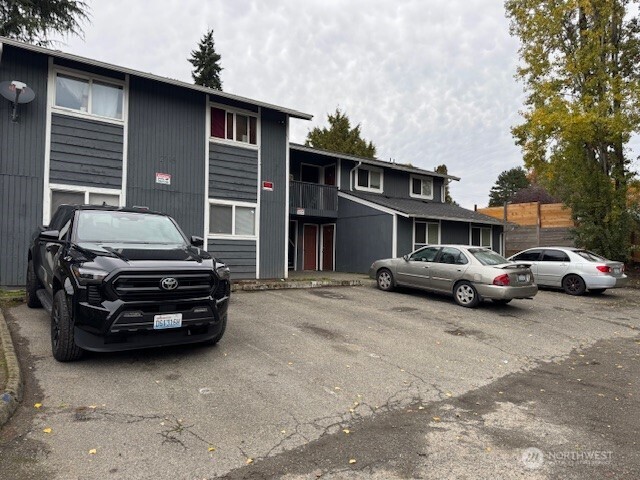 2716 S 258th Place