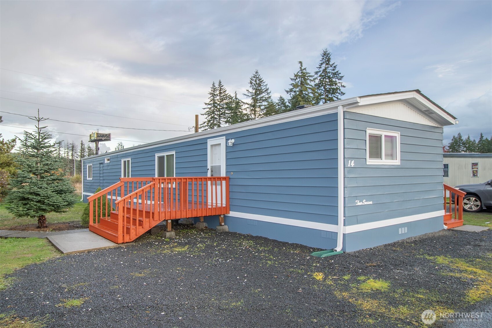 6201 203rd Avenue SW #14