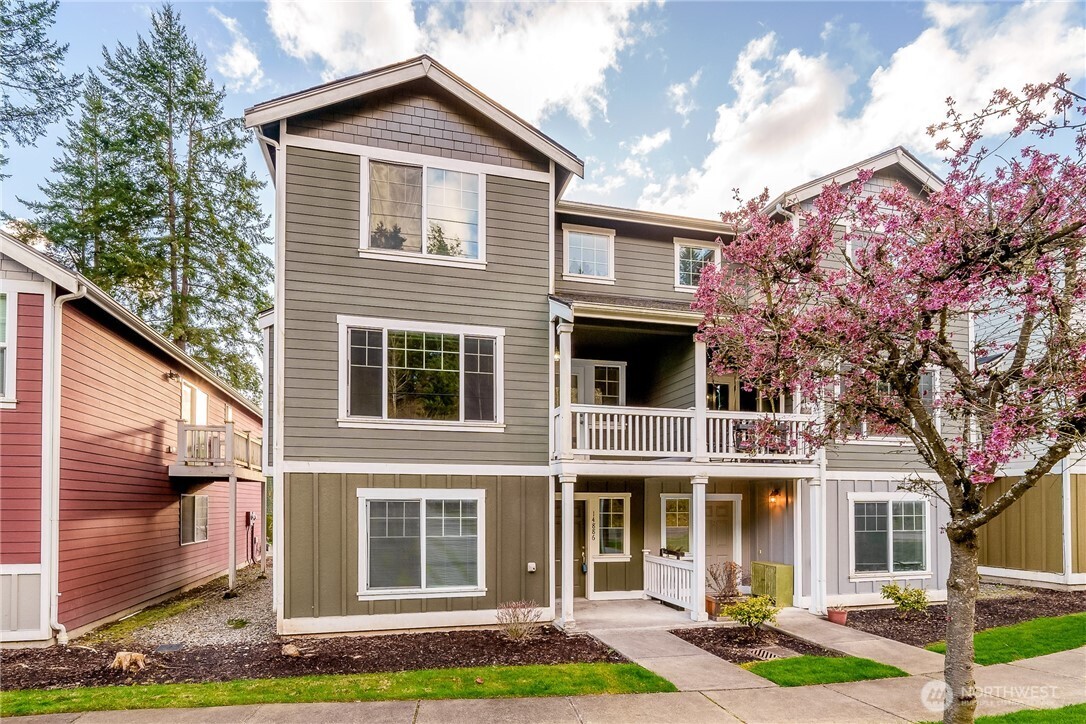 14886 36th Avenue Ct E #9