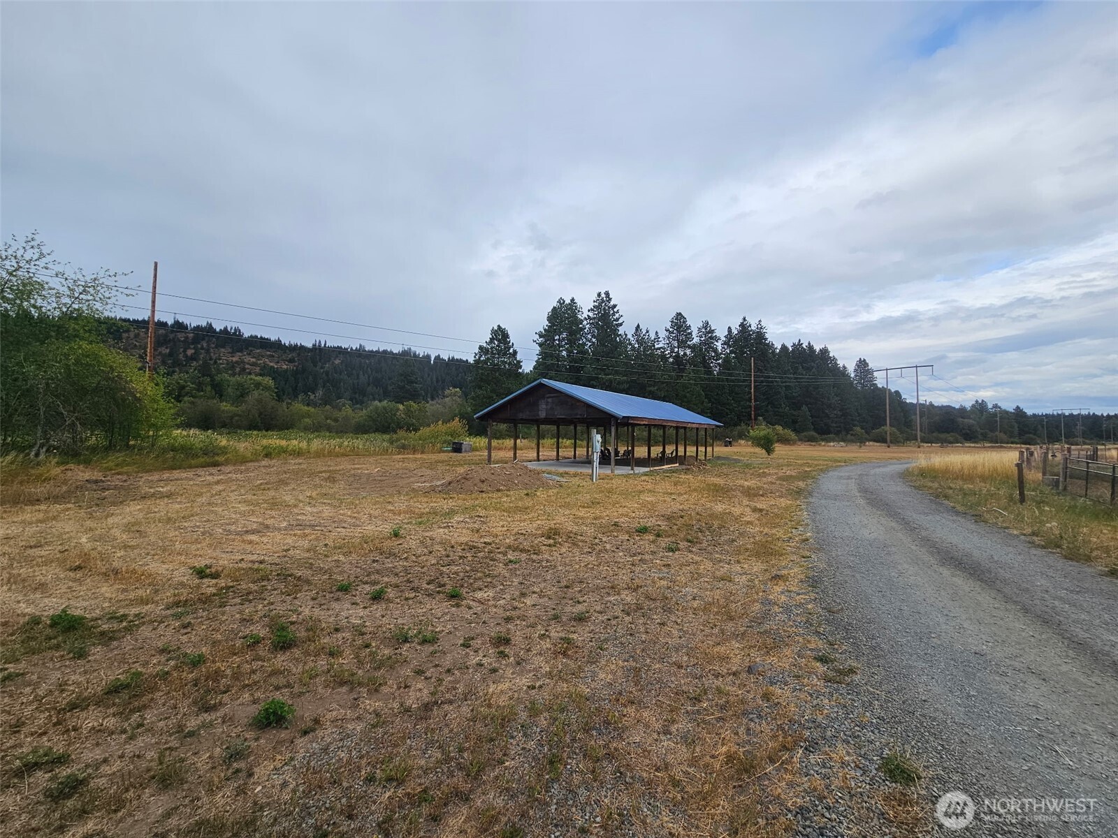 1 Little Creek RD