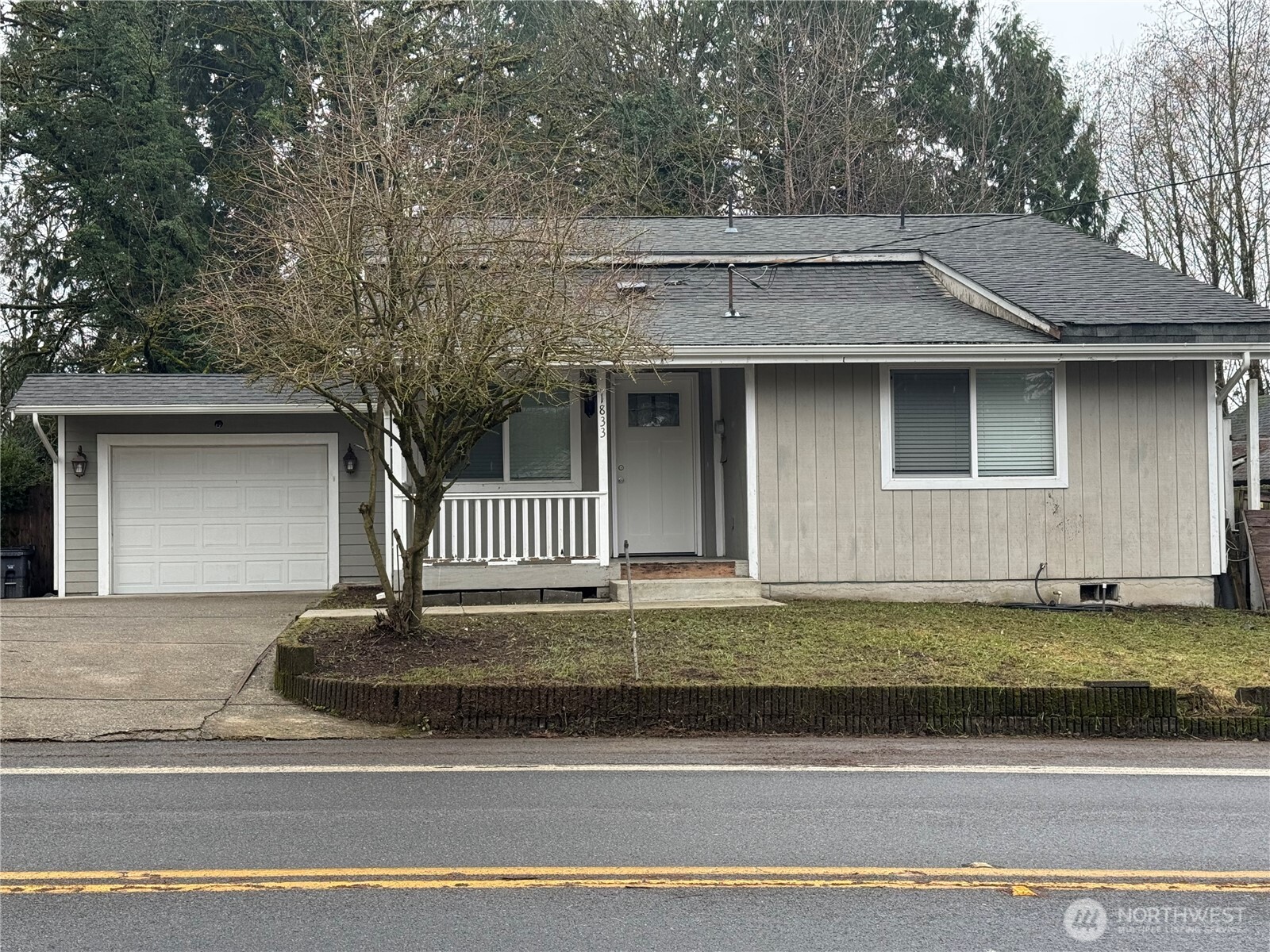 1833 Eastside Street SE