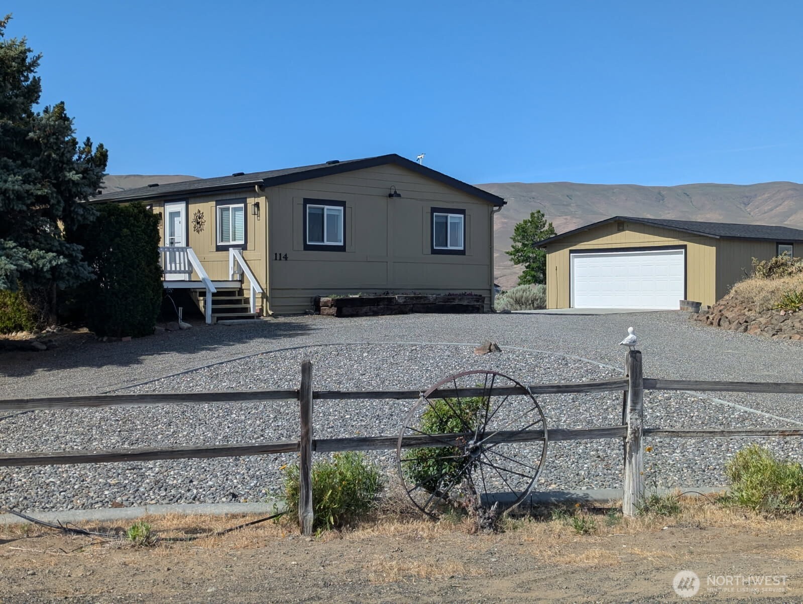 114 Yucca Place SW #482483
