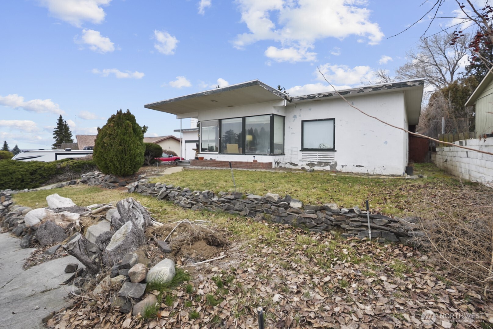 321 Maringo Road
