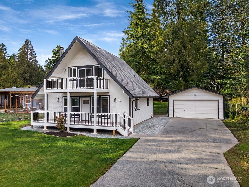 2550 Mackenzie Road