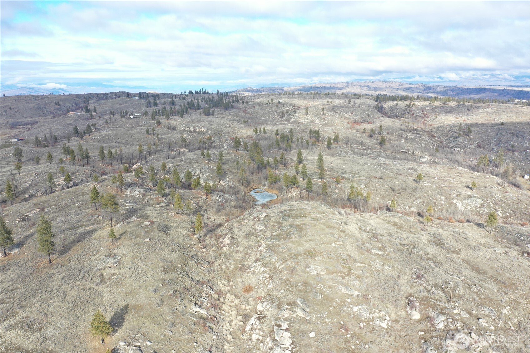 372 C Cameron Lake Loop Road