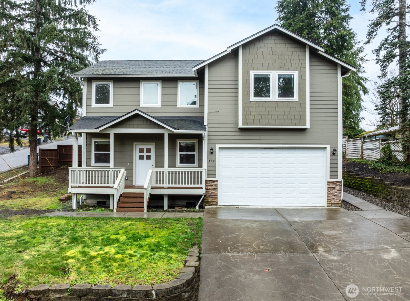 813 S 10th Street