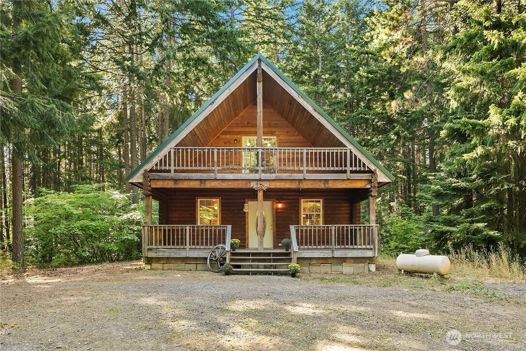 551 Pioneer Trail