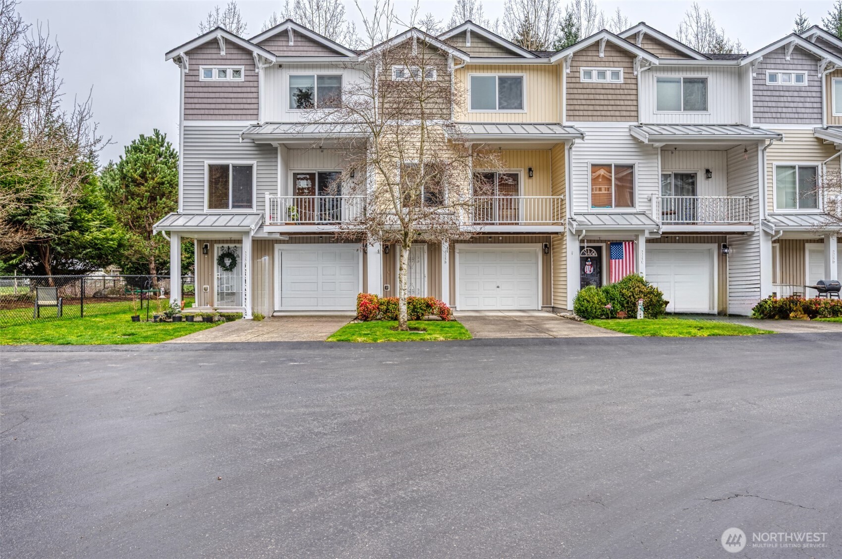 5325 Military Road E #B