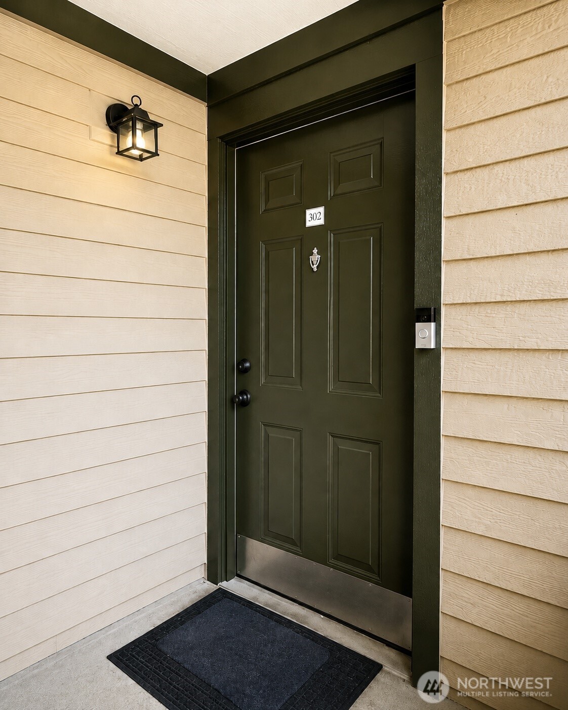 10605 SE 261st Place #D302 — home for sale