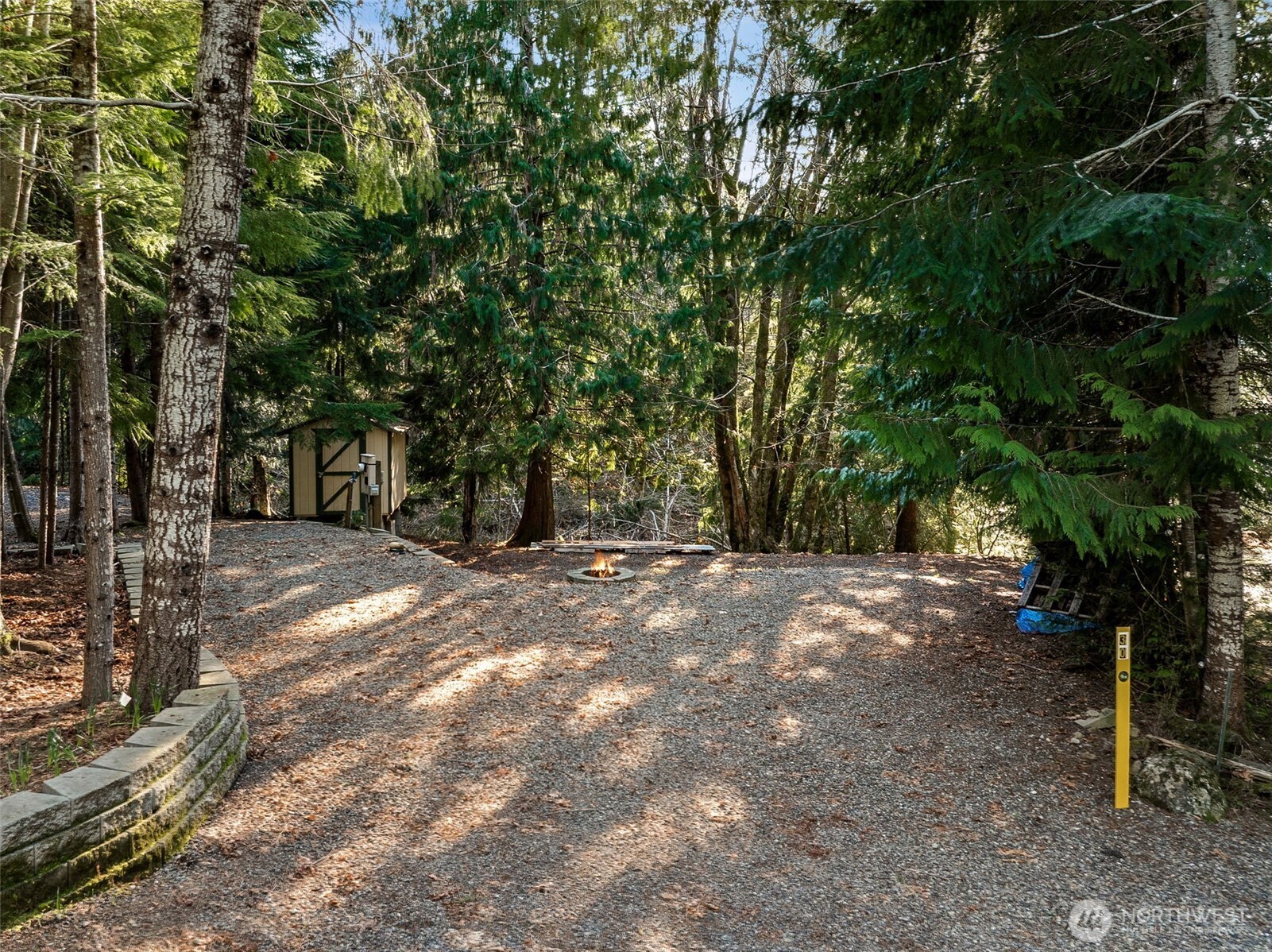 30 N Discovery Place