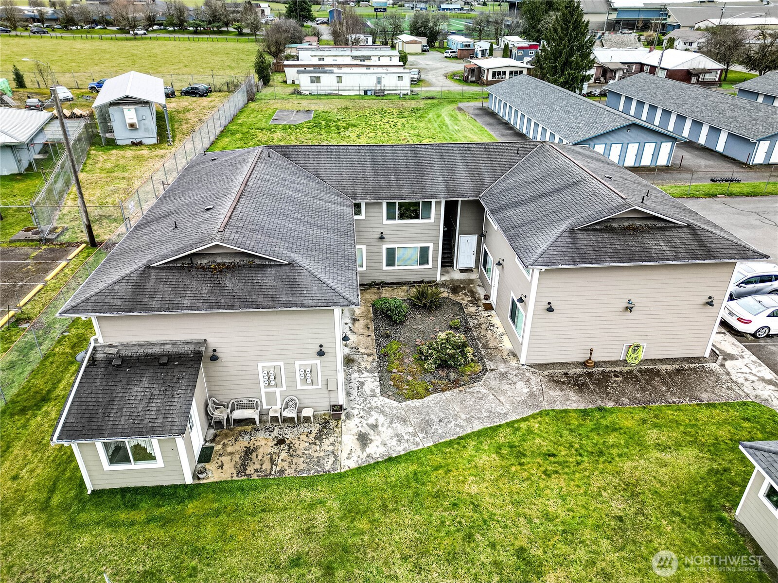 97 S Elderberry Avenue