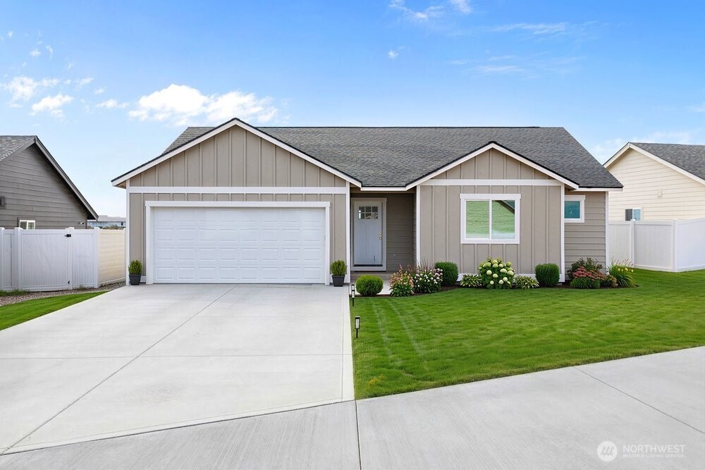 257 Parkside Pl SE