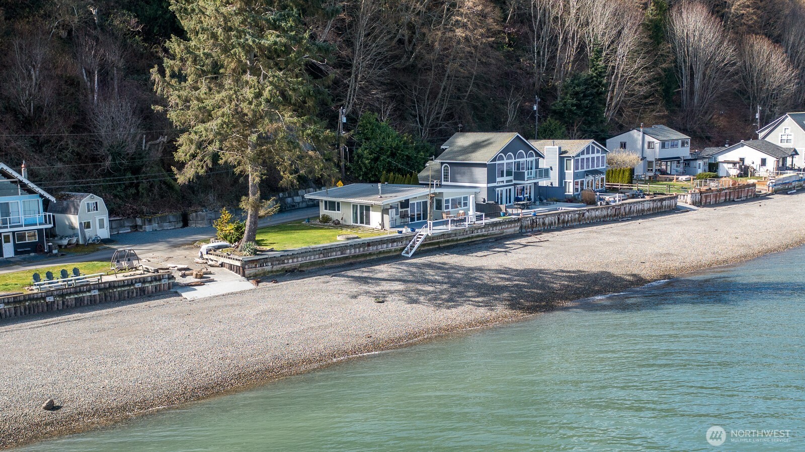 3187 Shoreline Drive