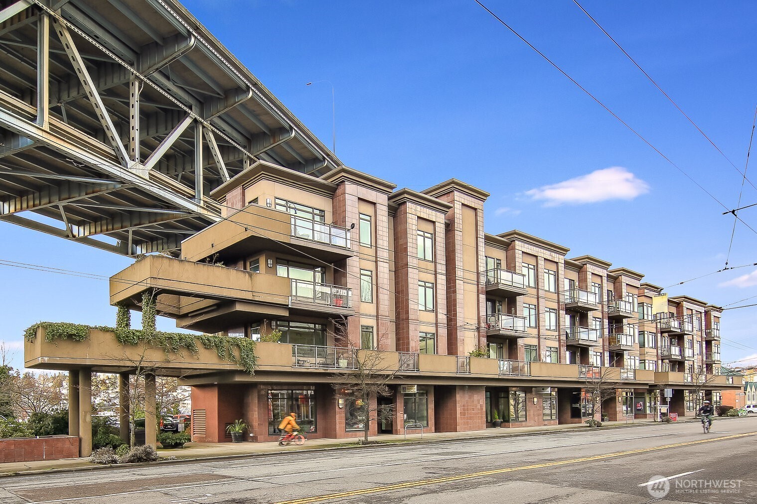 3217 Eastlake Avenue E #302