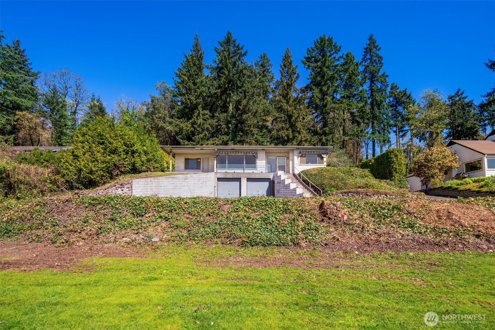 6108 E Evergreen Boulevard