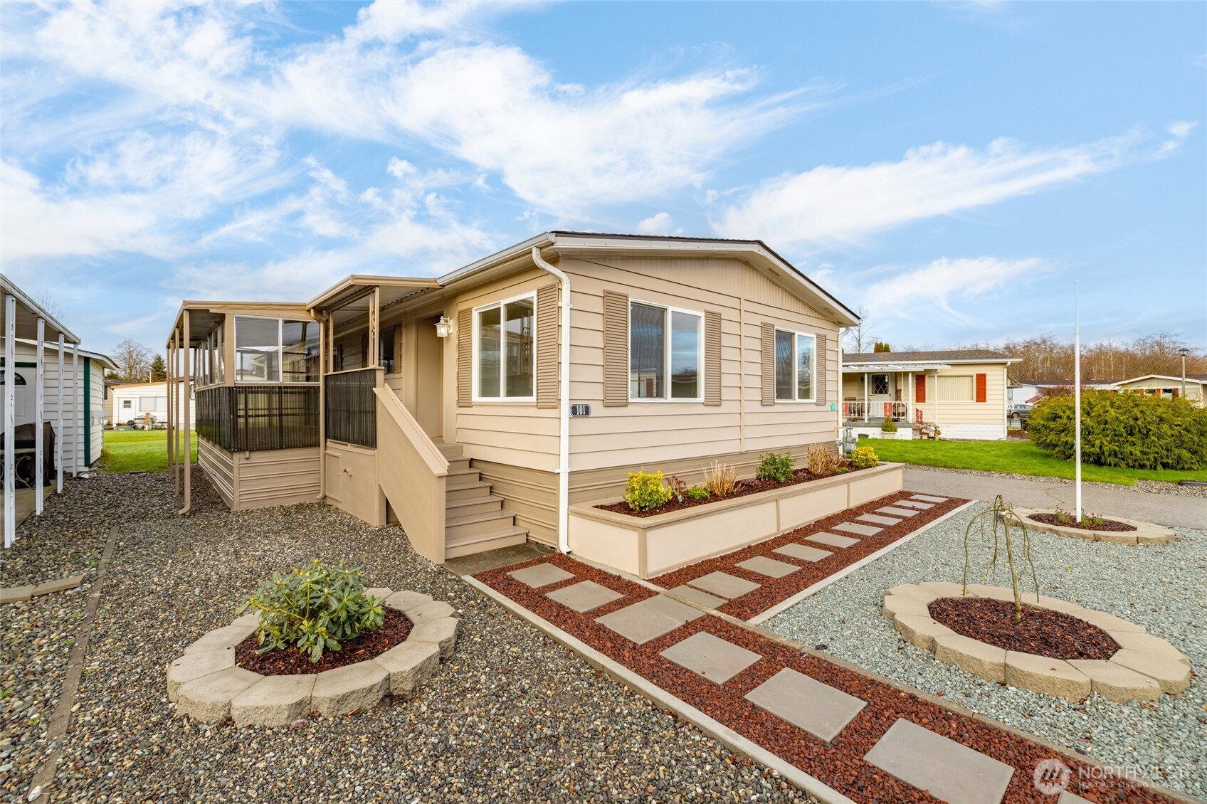 2725 E Fir Street #101