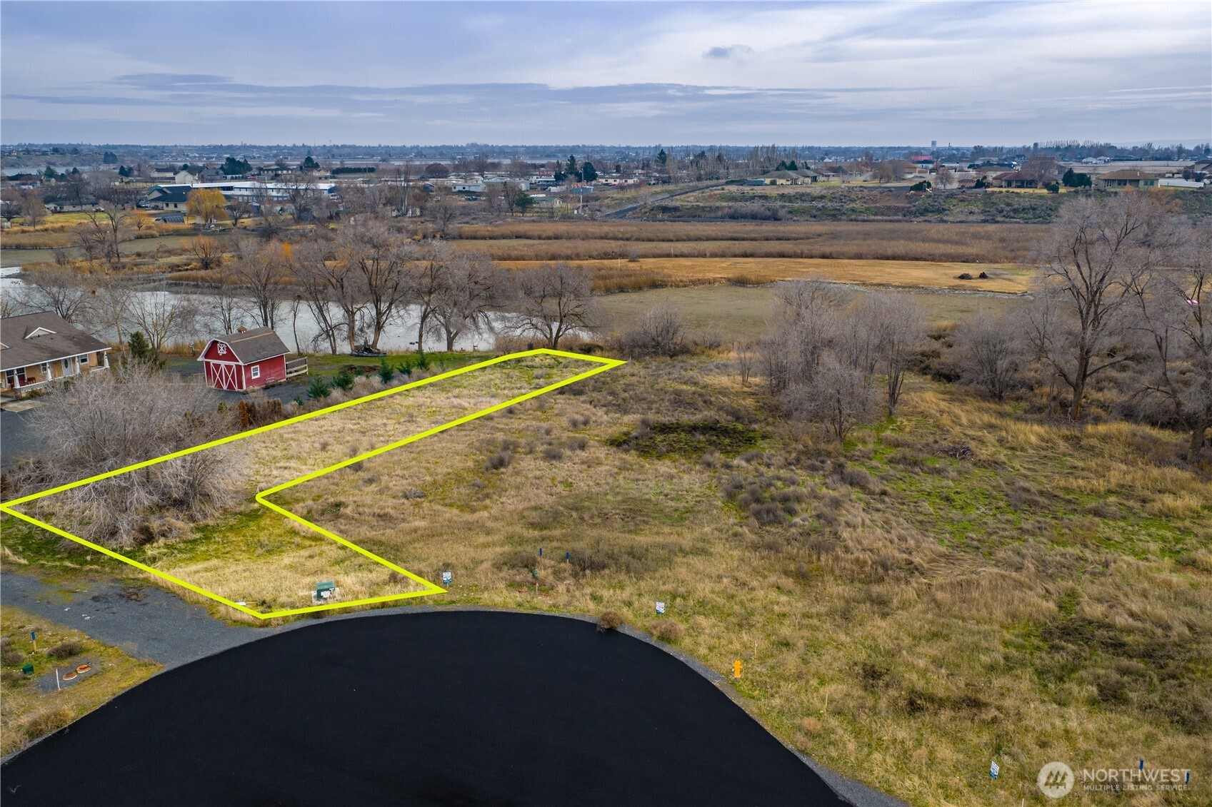 16 Valley Road NE #16