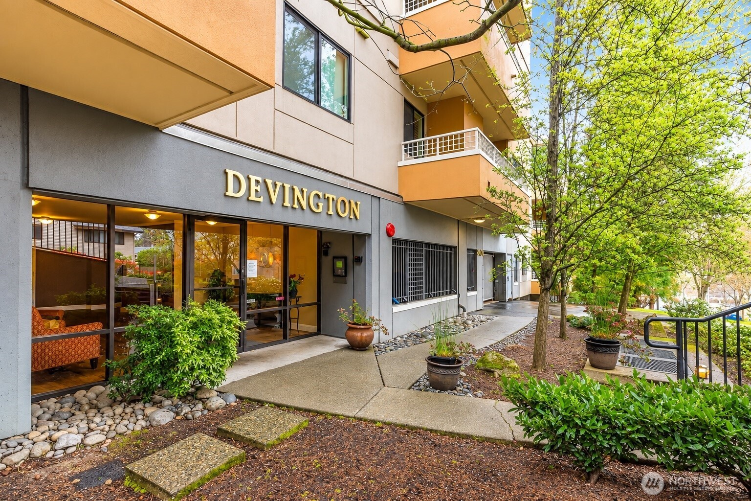7600 SE 29th St #311