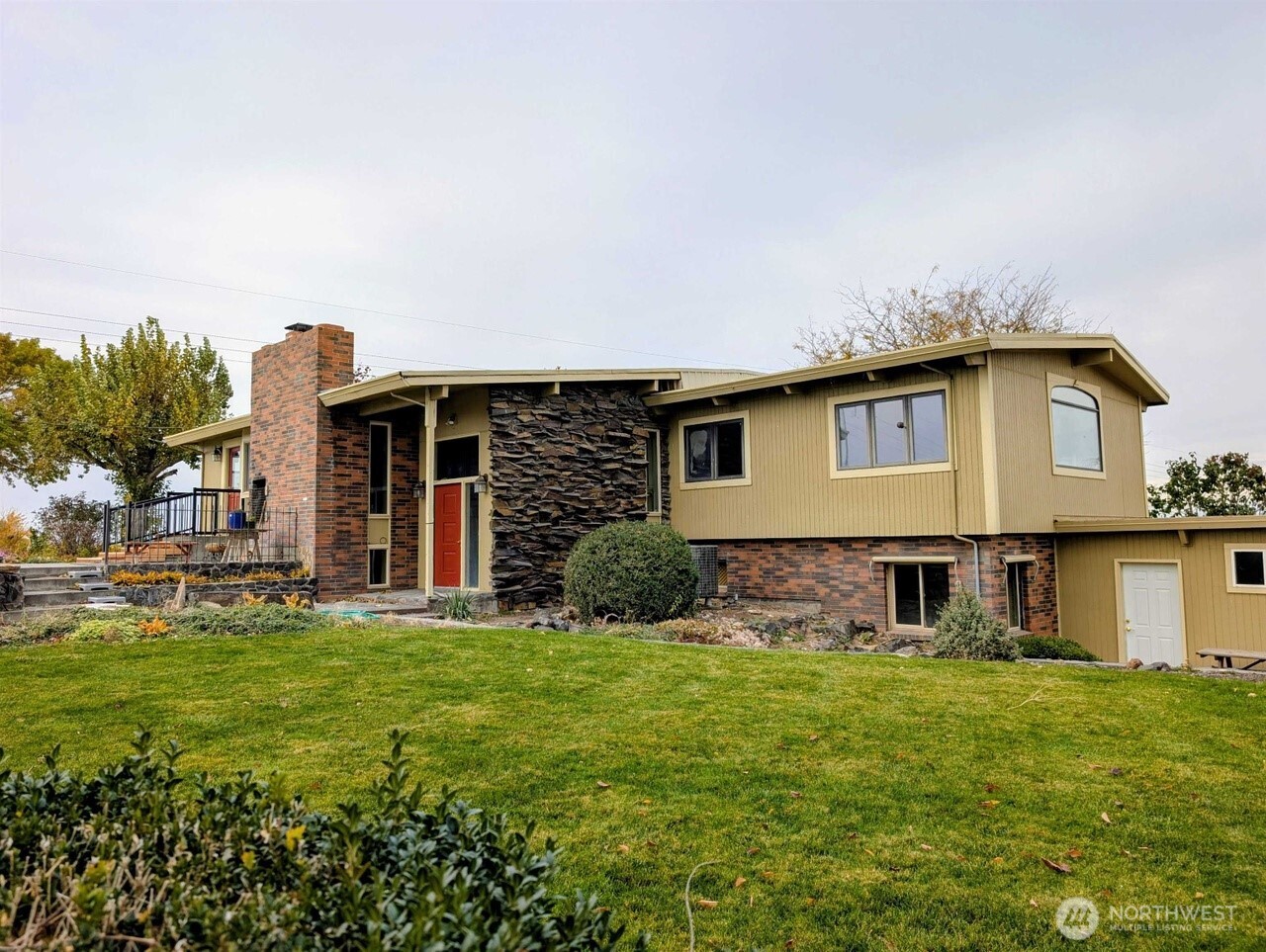 2175 W McManamon Road