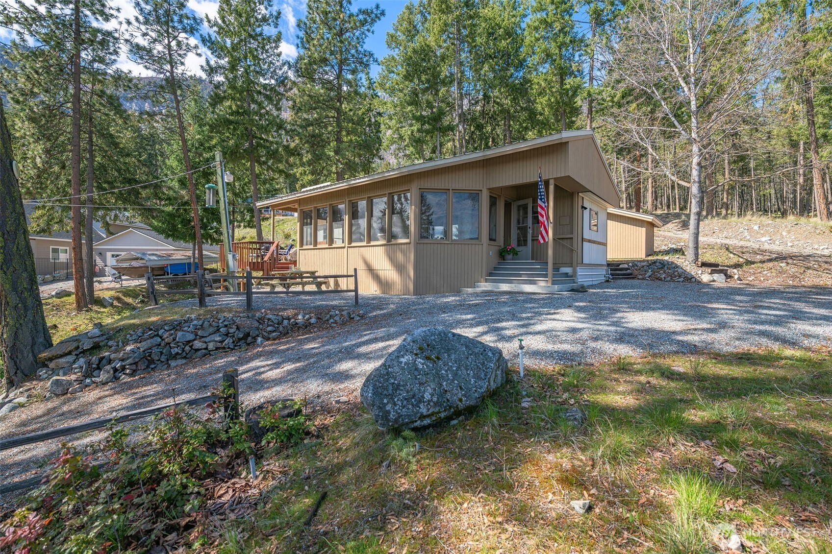 12220 S Lakeshore Road #77
