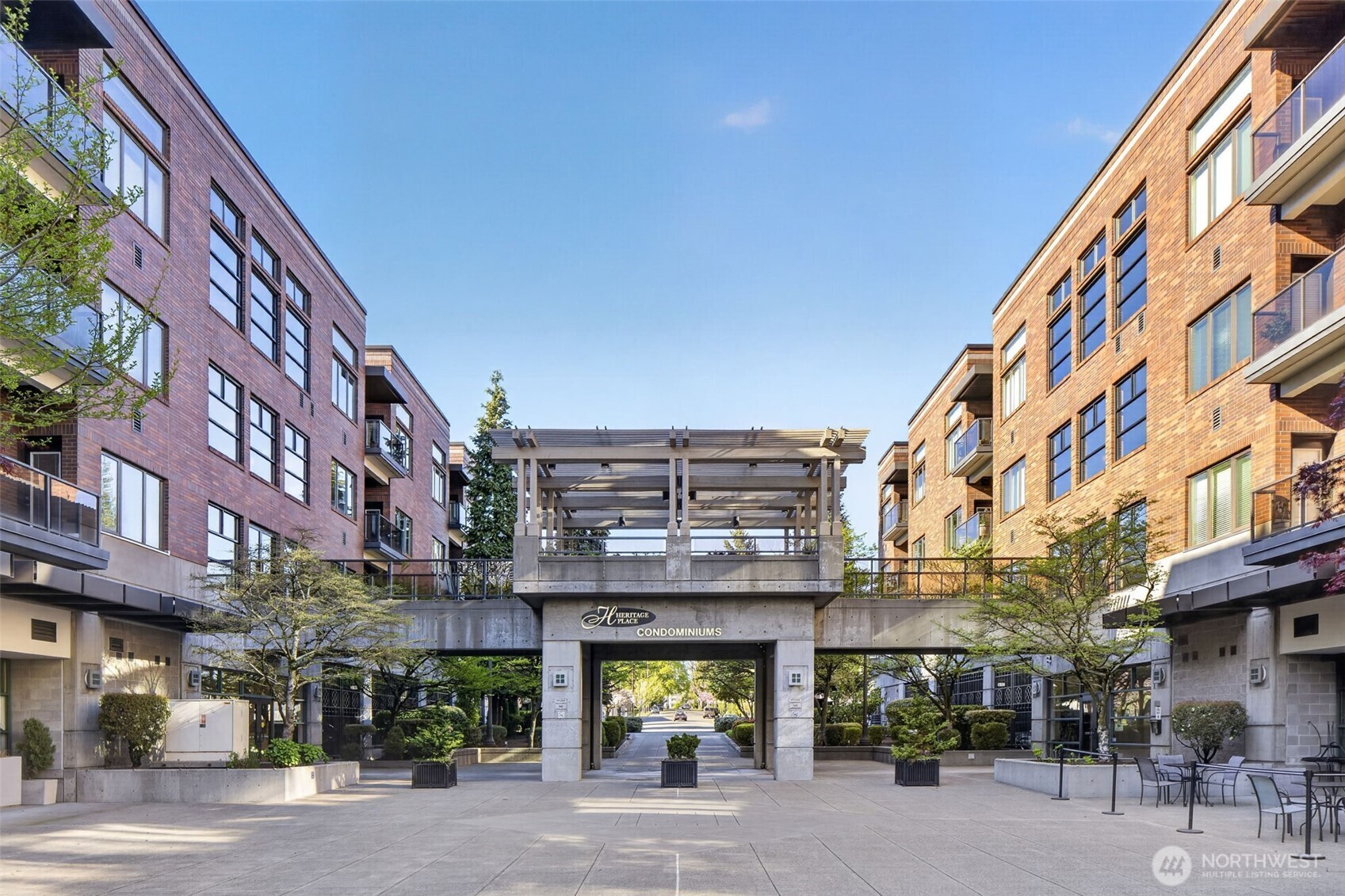 300 W 8th Street #324