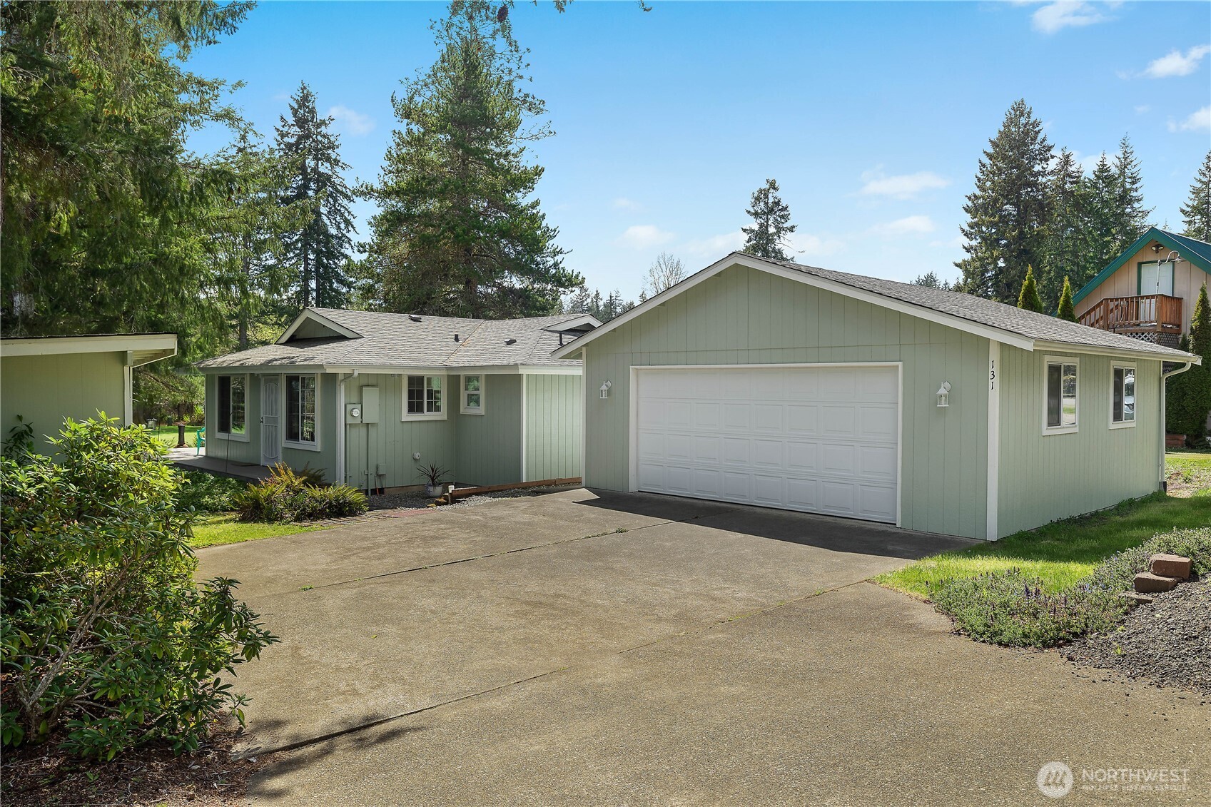 131 N Fairway Drive W
