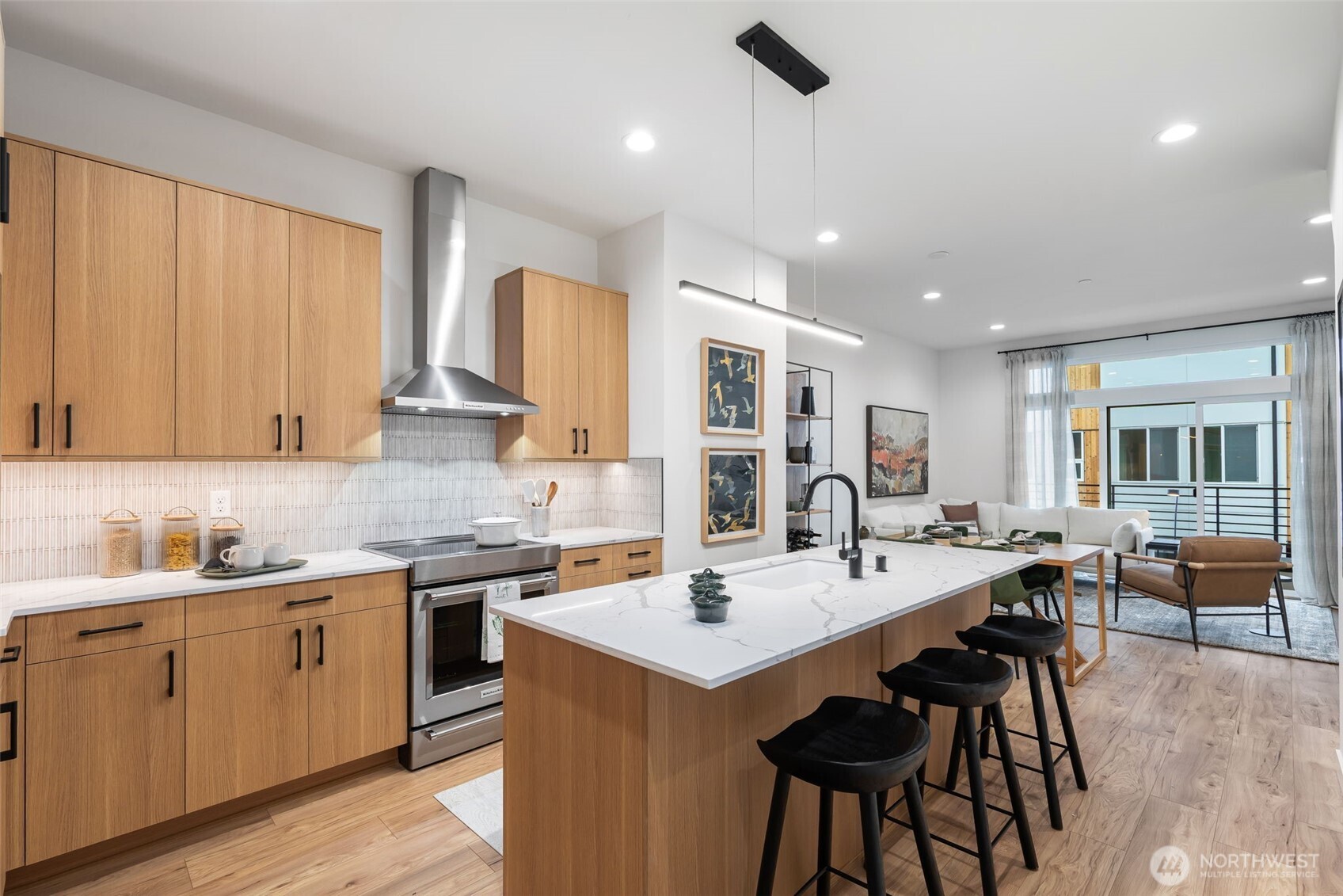 1152 129th Court NE