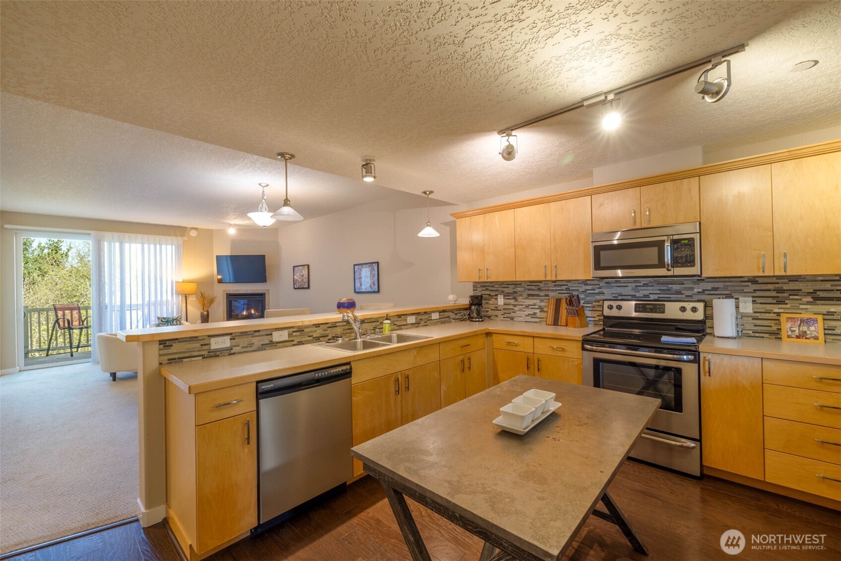262 Oyhut Bay Boulevard SW #305