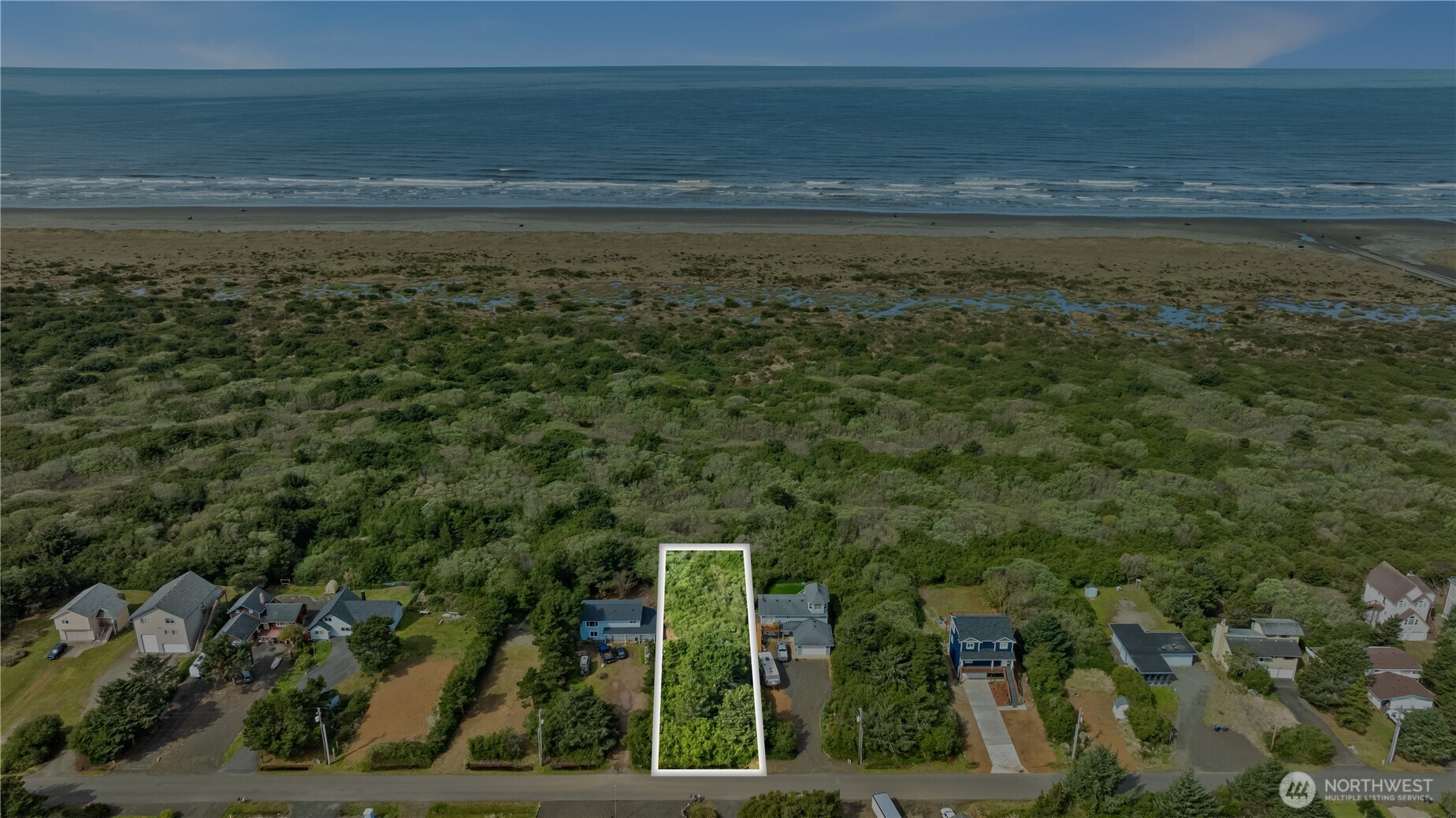323 Sand Dune Avenue NW
