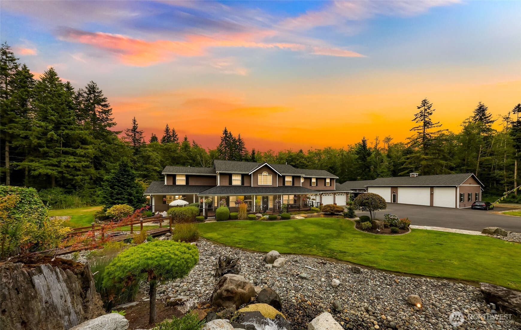 4879 Robinwood Lane