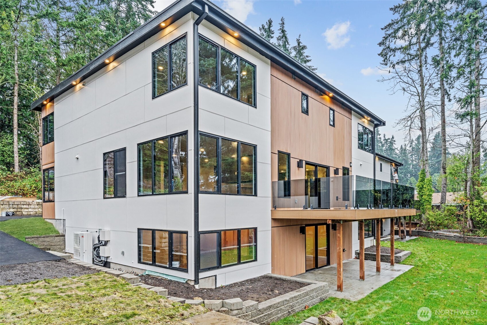 7905 240th Street SW