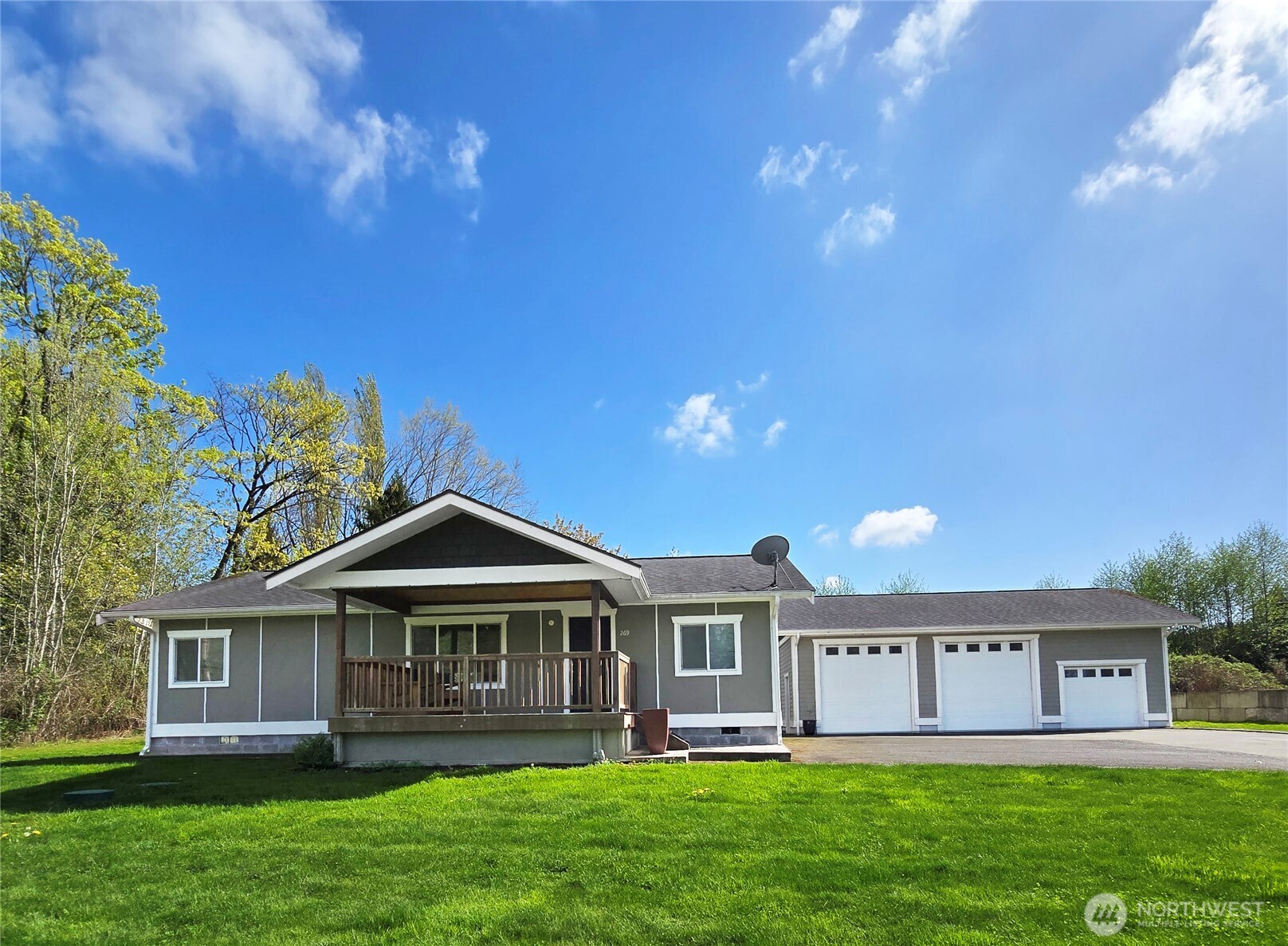 269 E Laurel