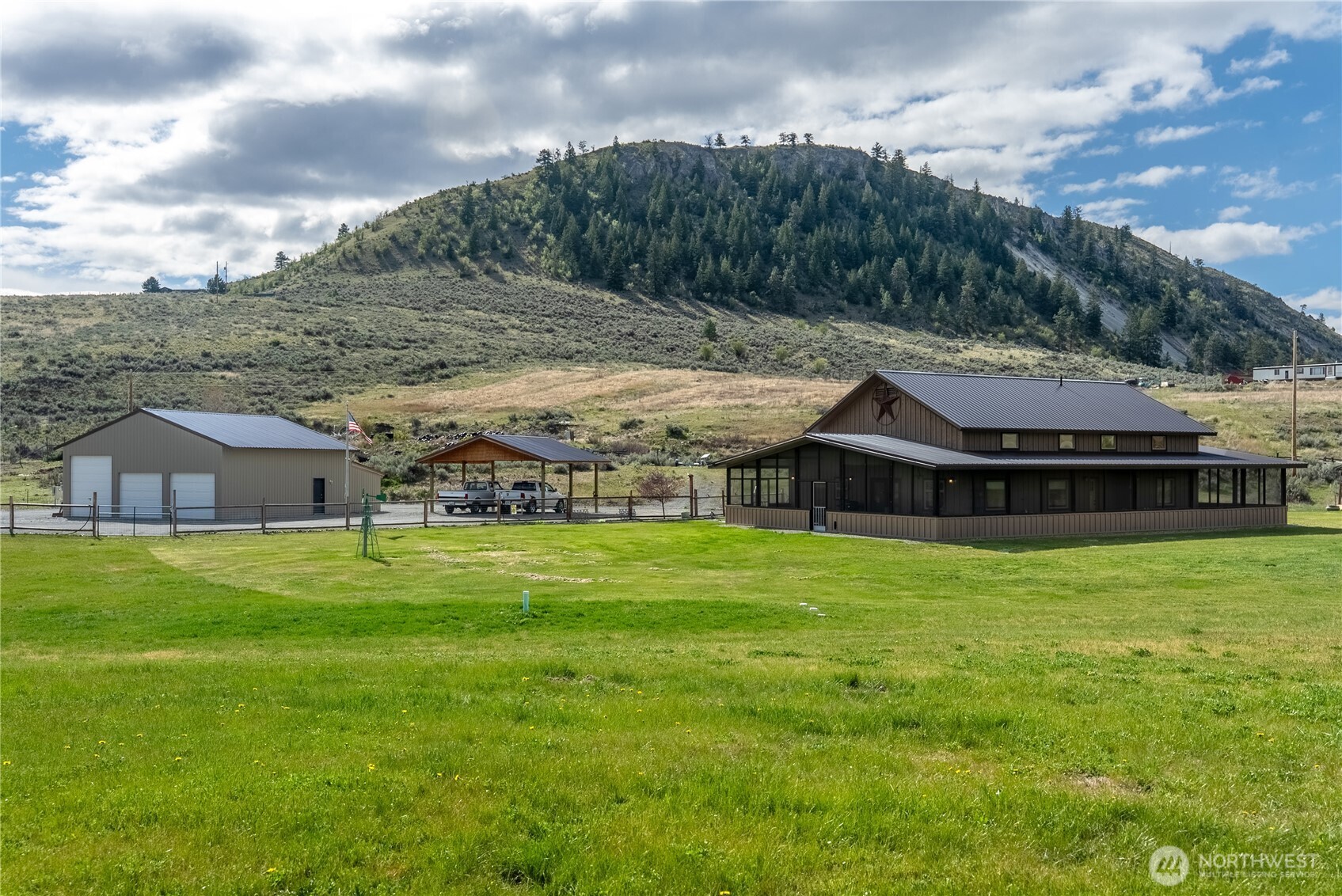 30 Horizon Dr