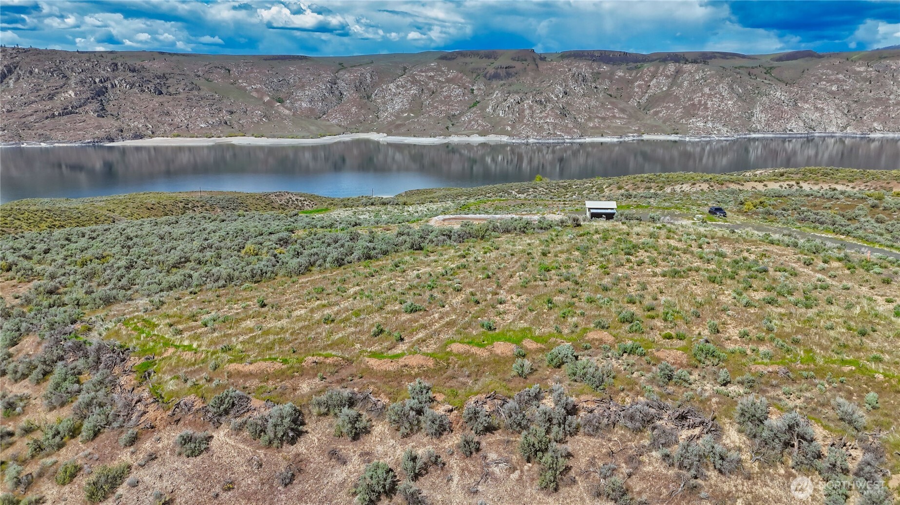 46020 Arrowleaf Canyon Drive N