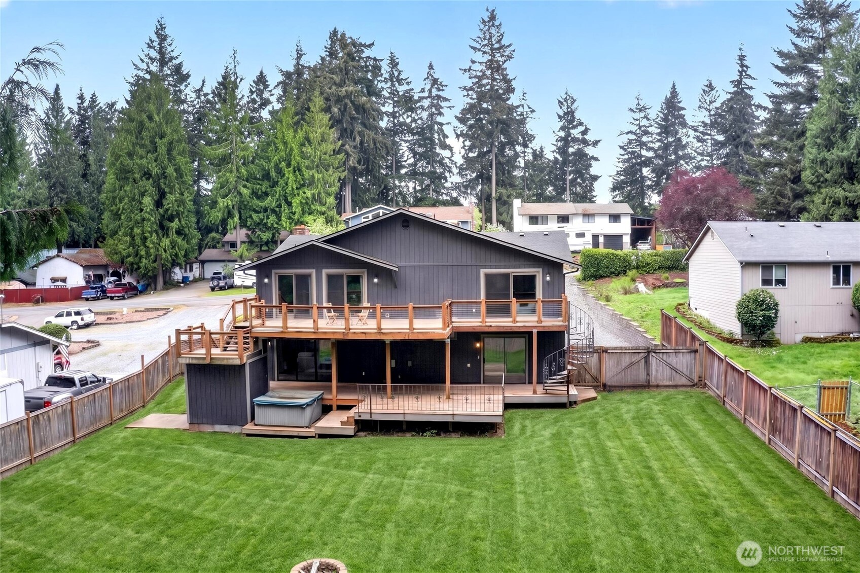 4815 West Tapps Dr East