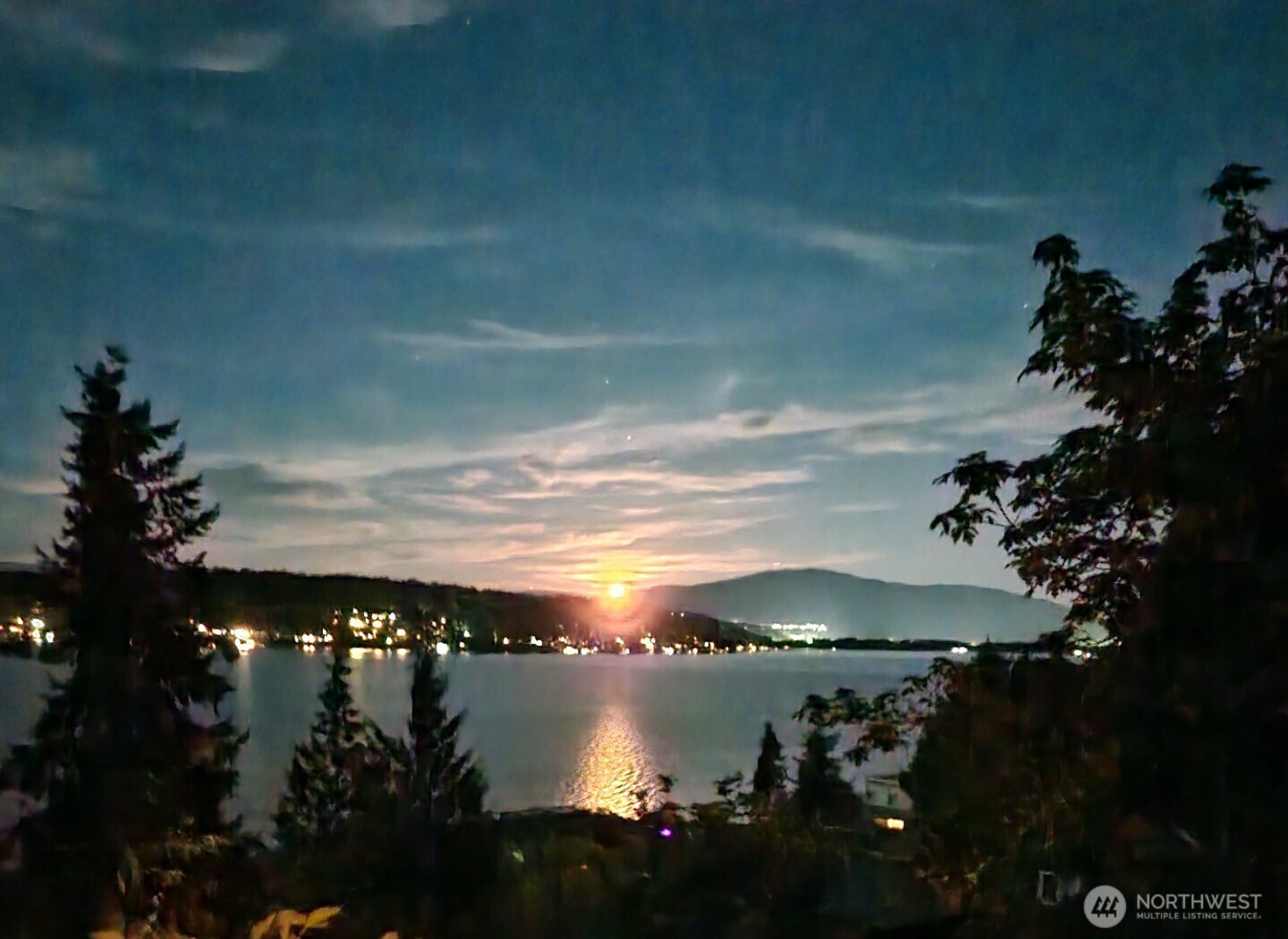1120 W Lake Sammamish Parkway SE
