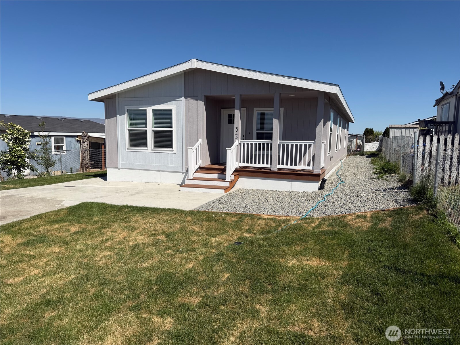 402 Maple Avenue #52