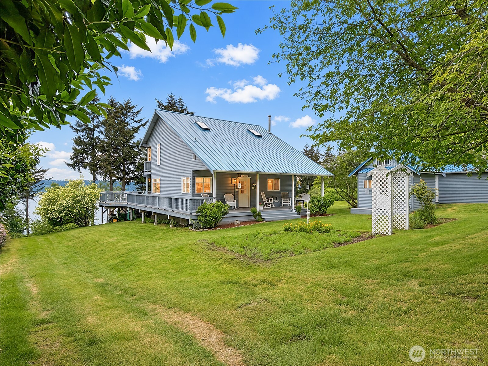 38 M Cascade Drive