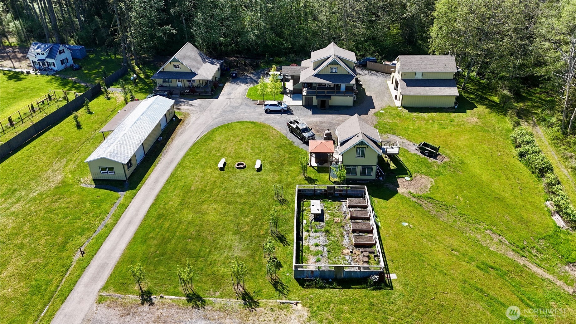 329 Snowberry Lane