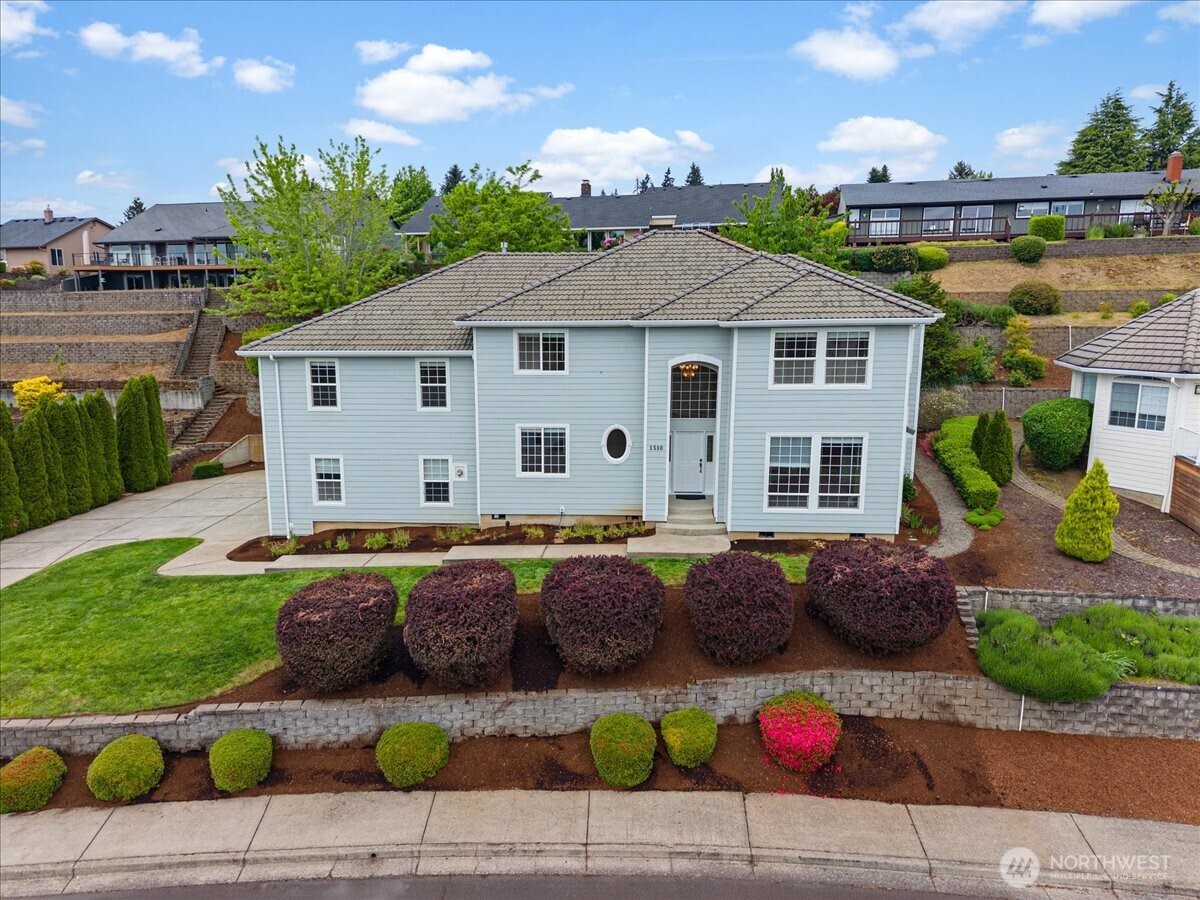 1510 NW Gregory Drive