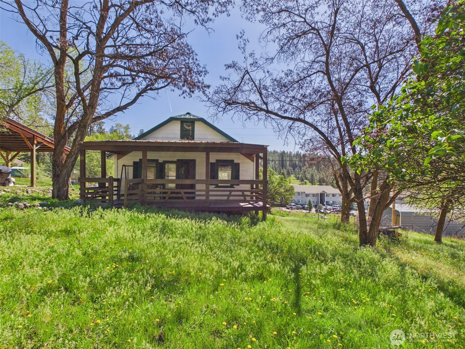 50 Klondike Road