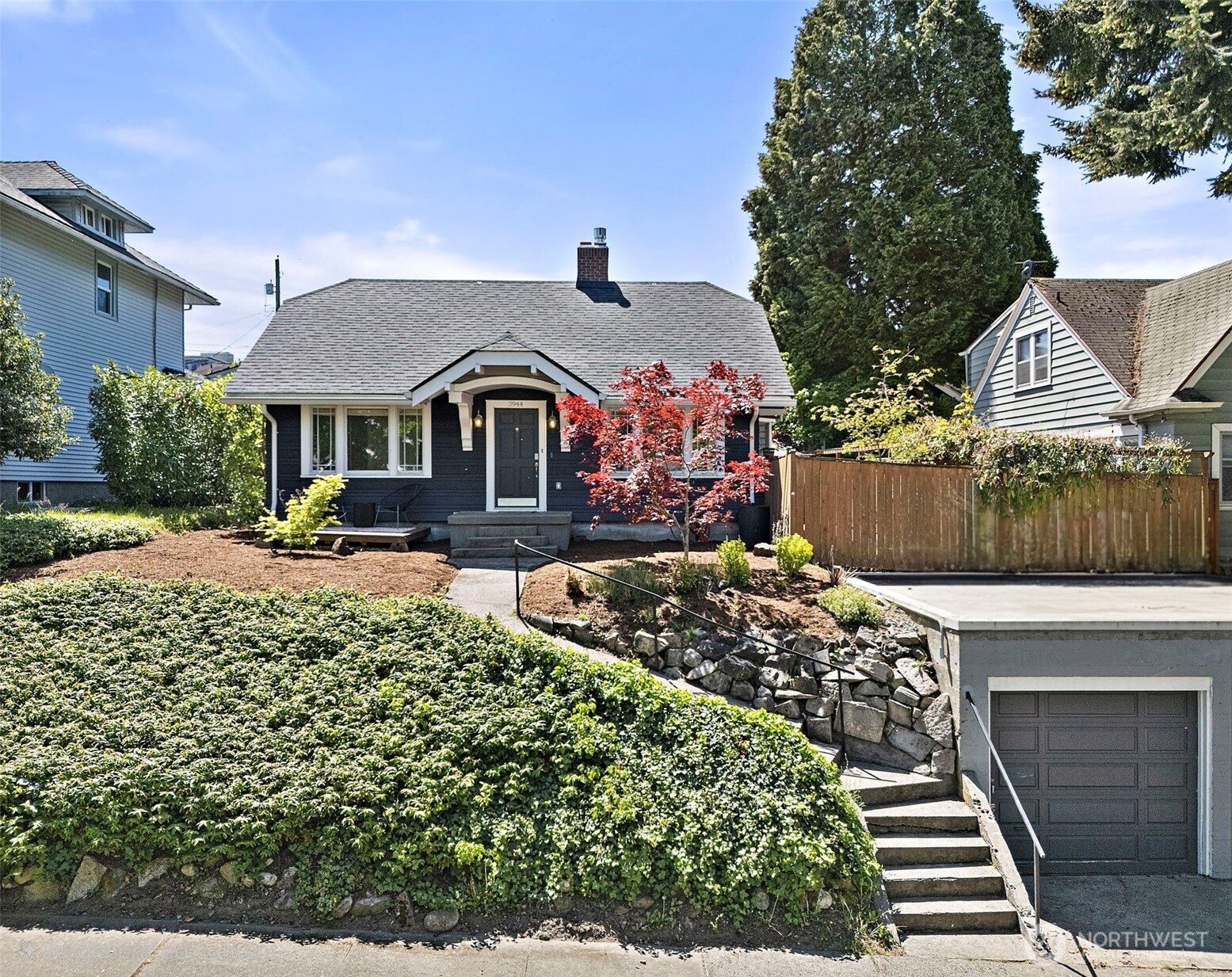 3944 N 30th Street