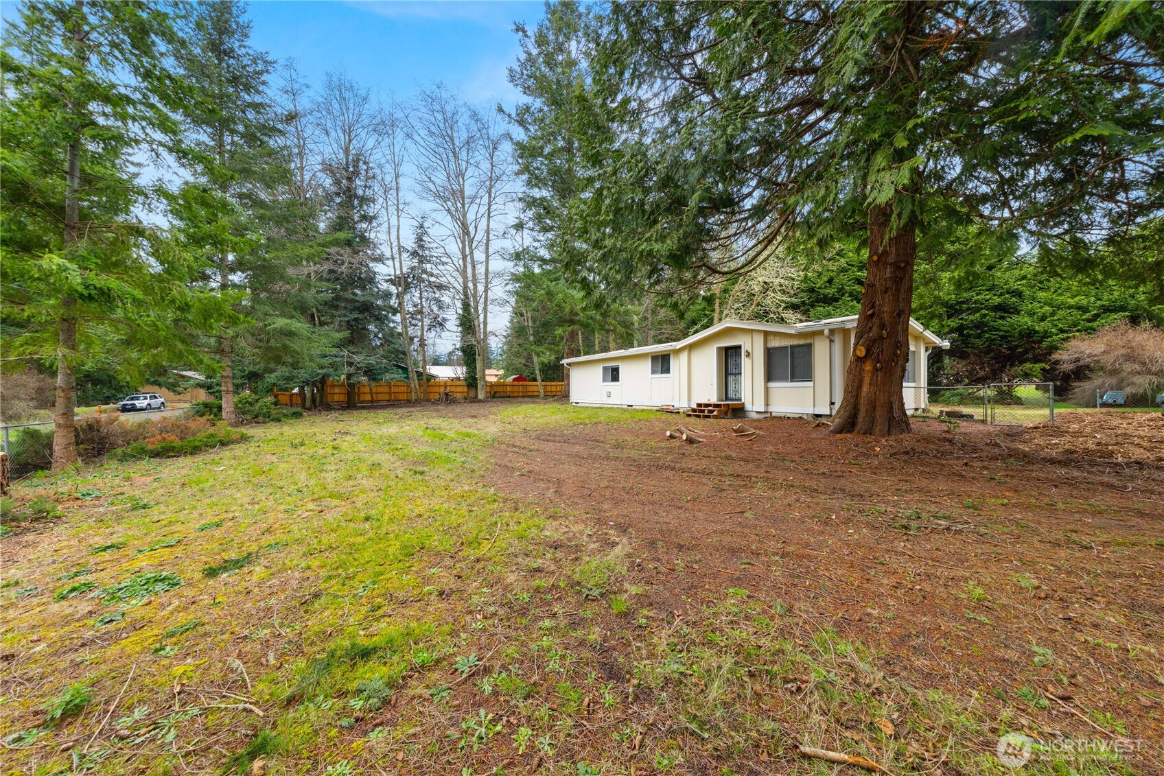 802 Hazzle Court
