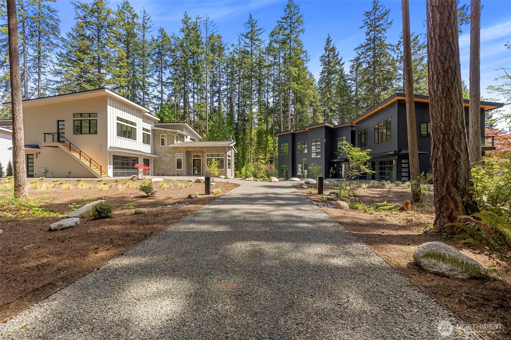 13982 13970 Manzanita Road NE