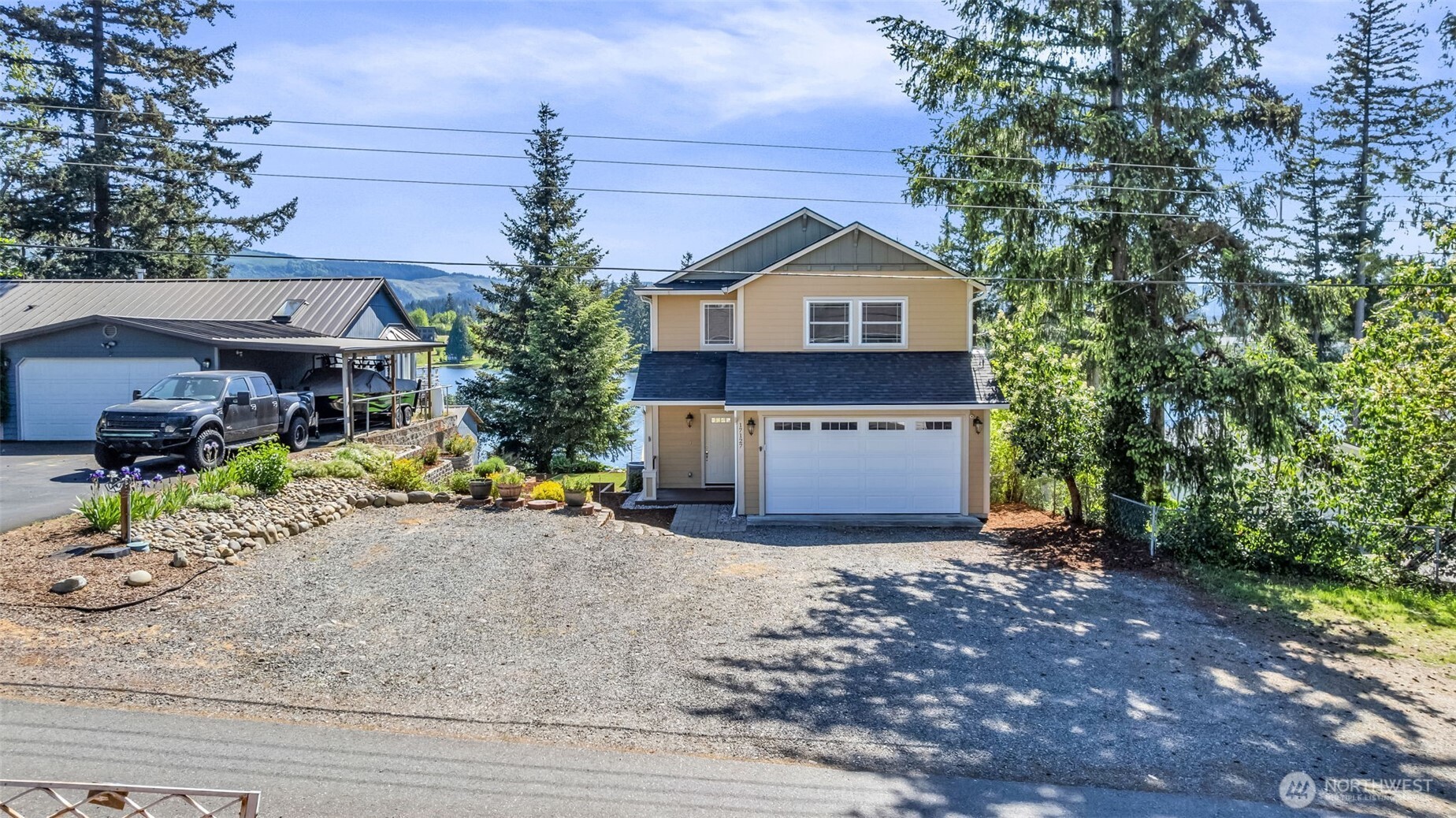 17127 Lakepoint Drive SE